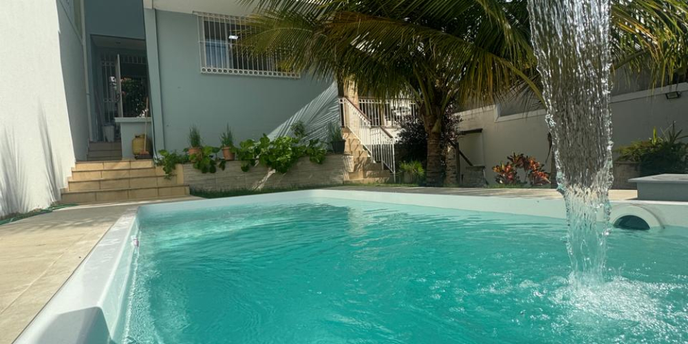 Casa Triplex em Área Nobre à VENDA (8)