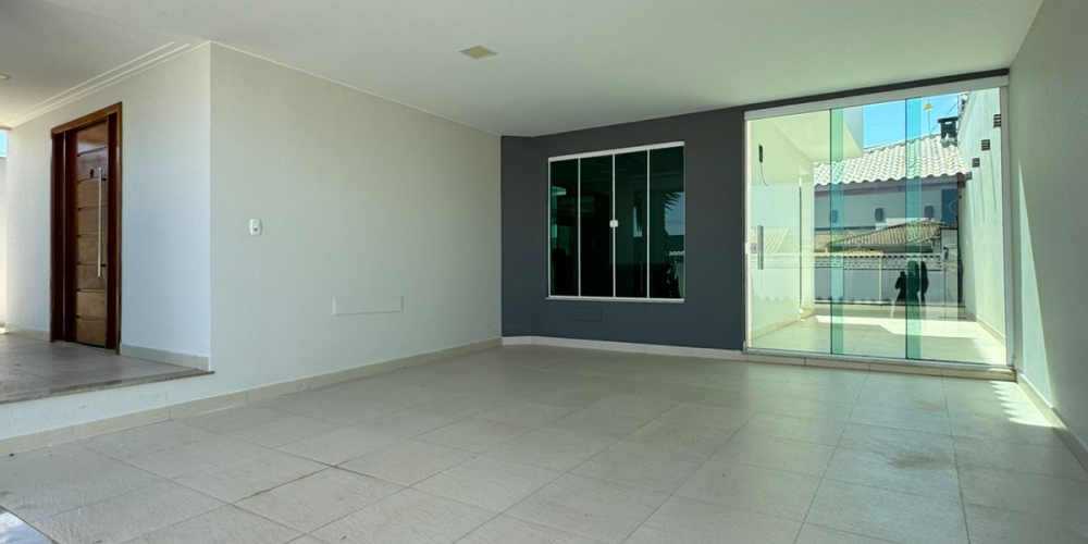 WhatsApp Image 2024-11-28 at 21.05.39 (1)